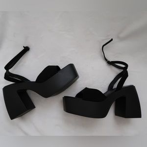 Chunky heel black strap sandals from Shein. NEVER WORN BEFORE.